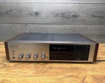 Vintage Kyocera R-461 Quartz Synthesized Tuner/Amplifier 175 Watts Japan~Tested