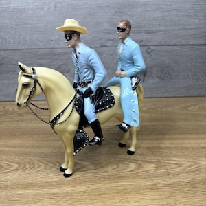 Vintage The Lone Ranger & Silver Hartland Gunfighter Western Figures Set