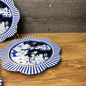 Platos de postre florales Anthropologie Lyla con rayas azules y blancas de 8,25" (juego de 4) imagen 4