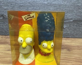 Simpsons Marge + Homer Salt And Pepper Shakers~ NEW