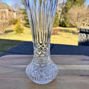 Vintage Waterford Crystal Giftware 10&quot; Flower Vase Criss Cross Vertical Cut