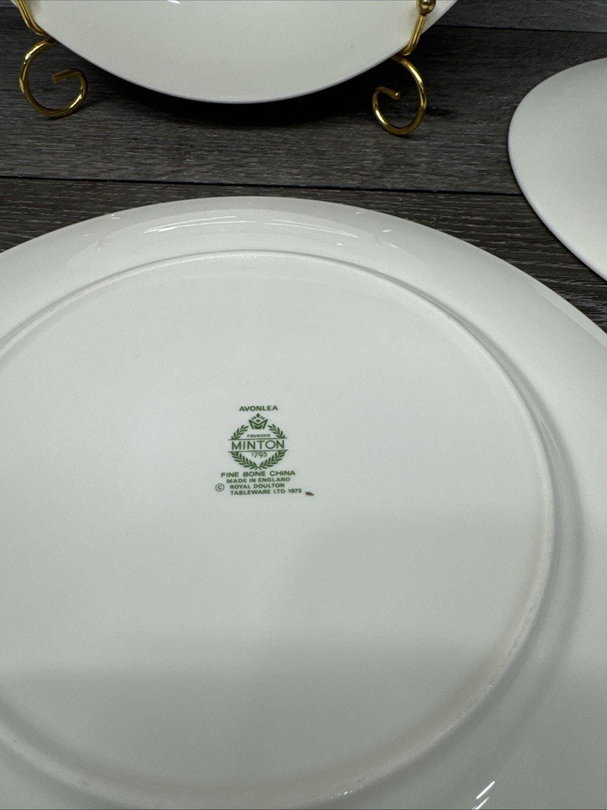 Minton Avonlea Royal Doulton Gold Trim Blue Scrolls Dinner Plates