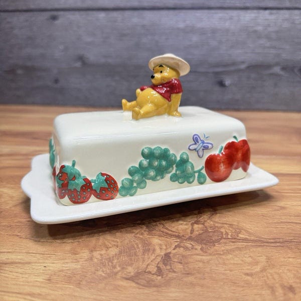Ekskluzywna dla Disney Store ceramiczna maselniczka z Kubusiem Puchatkiem