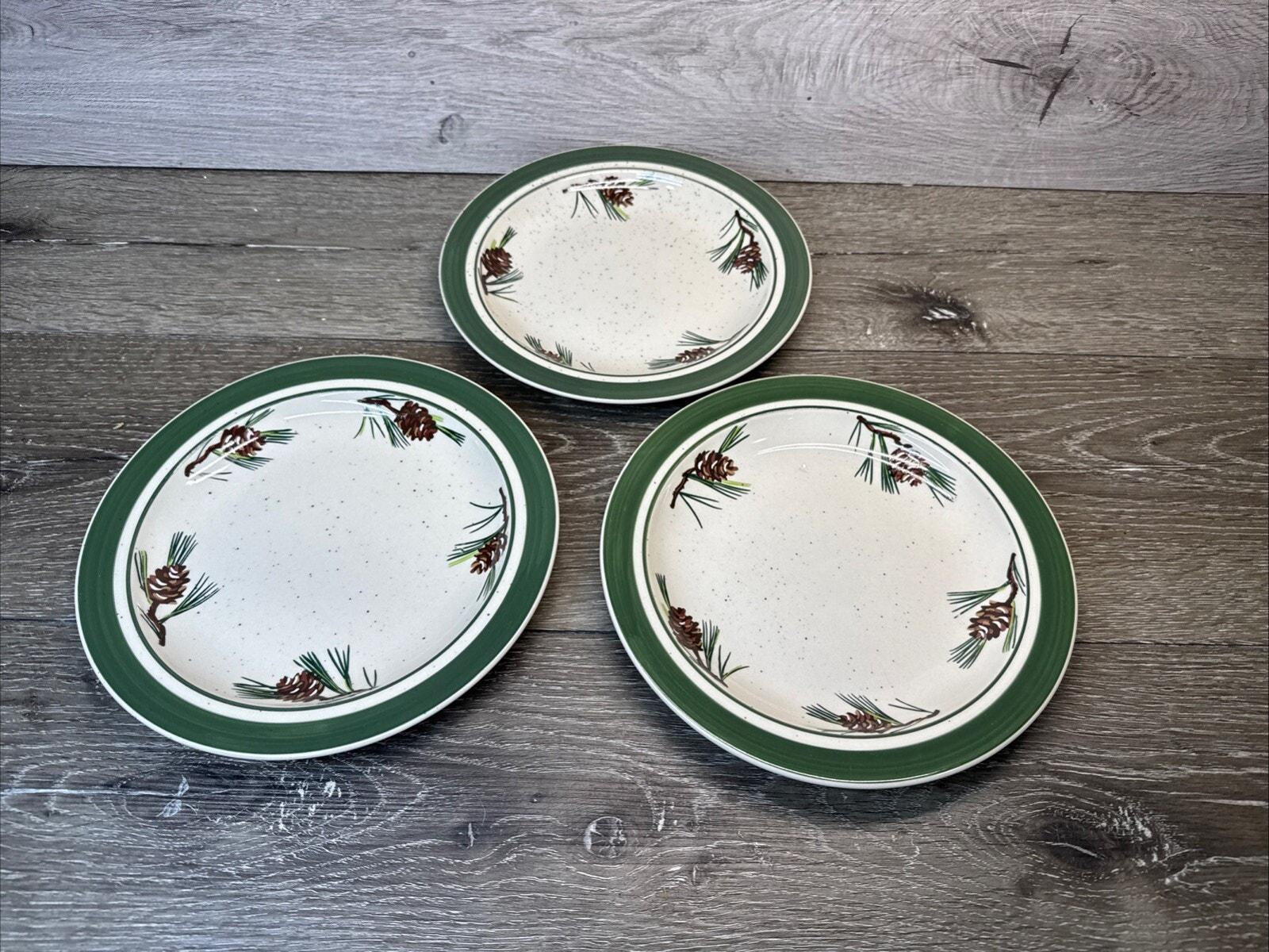 Cabela's Folkcraft Stoneware Pinecone Salad Plates 8 1/2