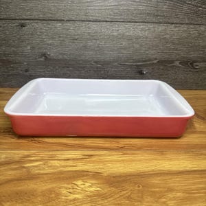 Vintage Pyrex 1953: #232 Pink Flamingo Rectangle Lasagna Baking Dish 2 Qt. Pink