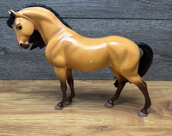 Caballo Breyer RETIRADO #577 Spirit: Semental del Cimarron - ORIGINAL 11x8.25”