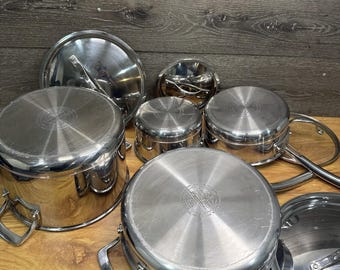 Juego de utensilios de cocina profesionales Kirkland Signature de acero inoxidable con núcleo de cobre (8 piezas)