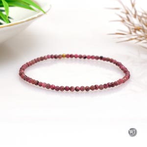 Rhodonite Stretch Bracelet – Minimal Gemstone Stacking Bracelet