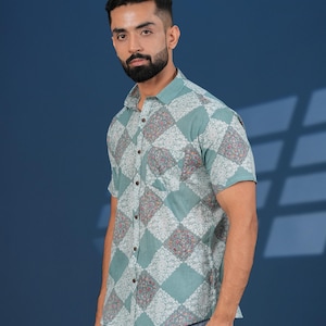 Elegant Geometric Printed Short Sleeve Shirt for Men