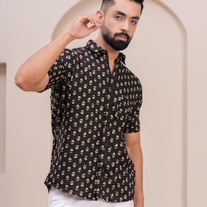 Men Black Hand block Printed Pure Cotton Short Sleeve Casual Shirt