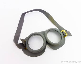 Vintage Safety Goggles Gray Rubber / Plastic Lens / Minion Goggles / New Old Stock 70s 80s