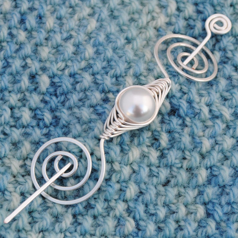 Pearl Shawl Pin in Silver June Birthstone image 1