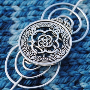 Celtic Knot Shawl Pin in Silver