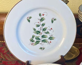 Rare Vintage Christmas Tree Holly Holiday Plates - Set of 5 - Stamped Fine China Japan