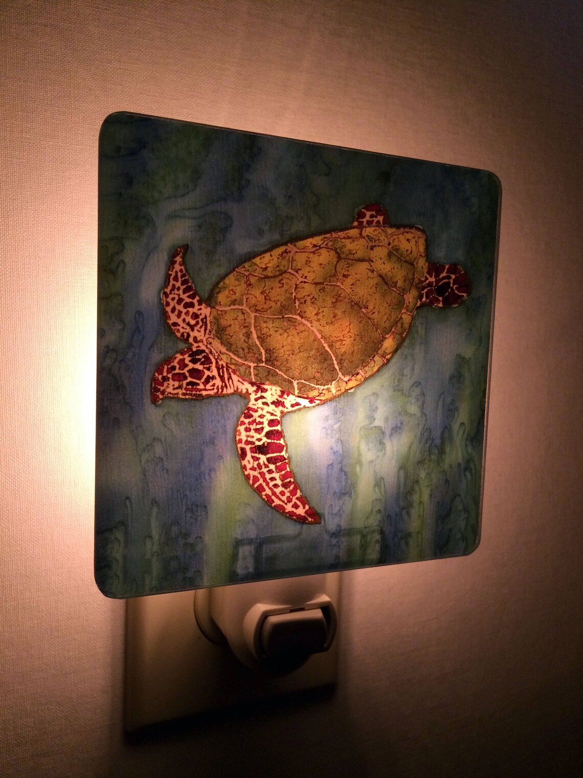 Green Sea Turtle. Plug in Night Light. Unique Wall Light. Etsy