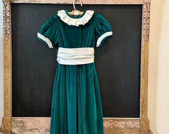 Vintage Green Velvet Girl’s Dress Size 6x / Green Velvet Holiday Dress by Sir Alec in Dallas