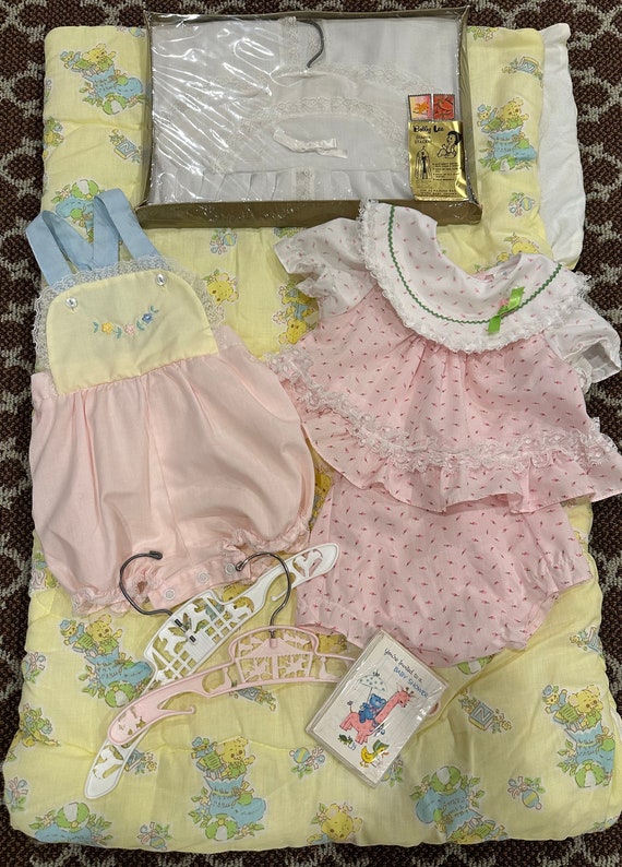 Vintage Baby Girl Clothes / 6 Piece Baby Girl Clot