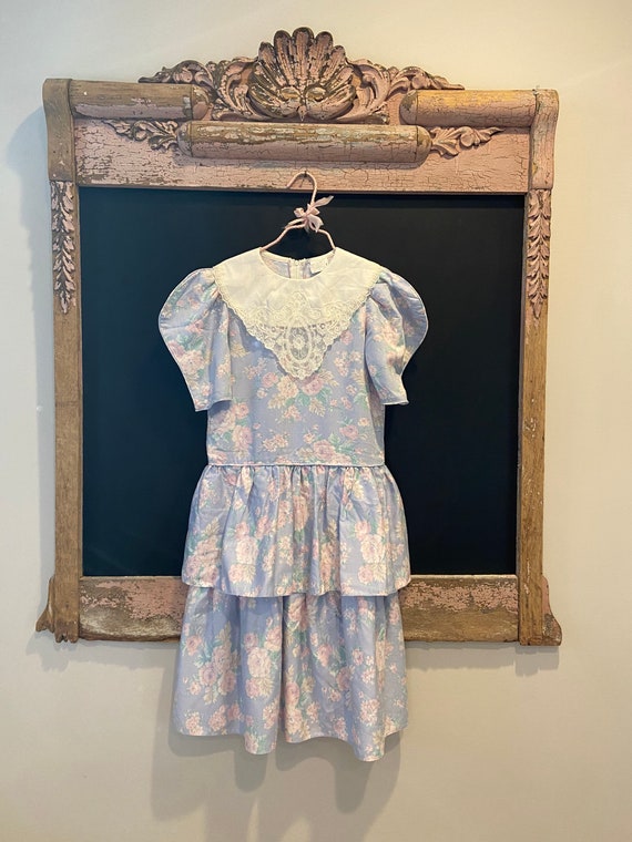 Vintage Girls Floral Dress From the 