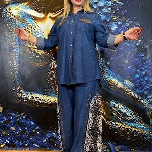 Plus Size Denim Set: Leopard Print Plissee Chiffon, Gold Strass Detail