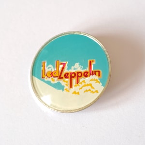 Vintage Led Zeppelin Badge, 1980s Rock Band Pin, Classic Hard Rock Memorabilia, Jimmy Page Collectible