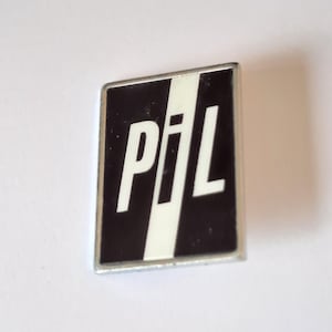 Pil Pin - Etsy
