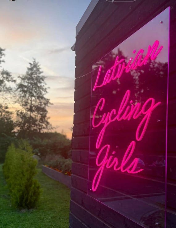 Custom LED Neon Business Sign: Personalized Logo, Acrylic Backing