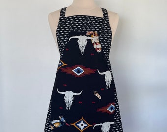 Cow Skulls Full Apron-Southwest-Vintage Alexander Henry Appliqué Pocket-Washable Cotton-Reversible-Lined