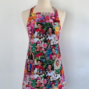 Frida K-Roses Helförkläde-Porträtt av konstnären-Målare-Applikerad Pocket-Bomull-Vändbart