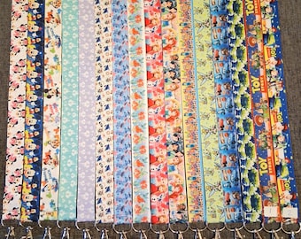 Disney inspiriertes Schlüsselband/Lanyard mit Sicherheitsclip und Kartenhalter.