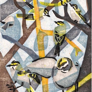 Originele Moku Hanga-print van goudgekroonde Kinglets II afbeelding 1