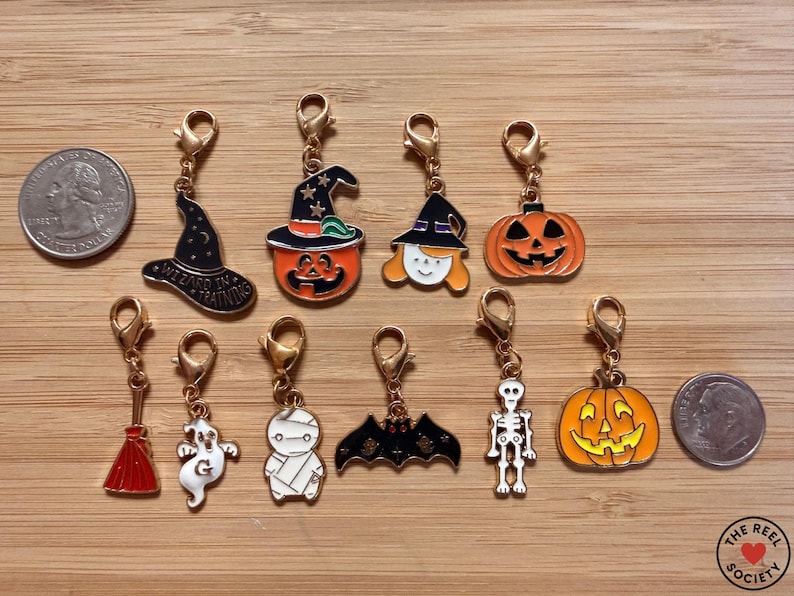 Fall / Halloween Charms | Add-On for Badge Reels, Keychains, Wristlets | Pumpkin, Ghost, Cat, Leaf & More | Cute Autumn Accessories bild 4
