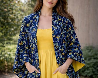 Xale/Cachecol Floral Vibrante Costurado à Mão