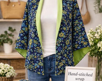 Xale Floral Reversível em Verde Marinho, Leve e Feito à Mão