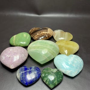 So Stunning Mixed Crystal Hearts Lot – 9 pcs, 1 kg