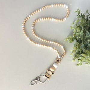 Personalized Highland Cow Lanyard | Beaded Lanyard | Cow Beads | Badge Holder | Western Lanyard | Teacher Lanyard | Personalized Lanyard