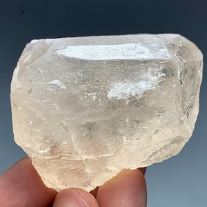Topaz Crystal Specimen /Natural Museum Grade Topaz Crystal Specimen from Pakistan/ Collection Piece (113 gram)