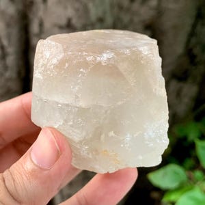 Topaz Crystal Specimen /Natural Museum Grade Topaz Crystal Specimen from Pakistan/ Collection Piece (250 gram)