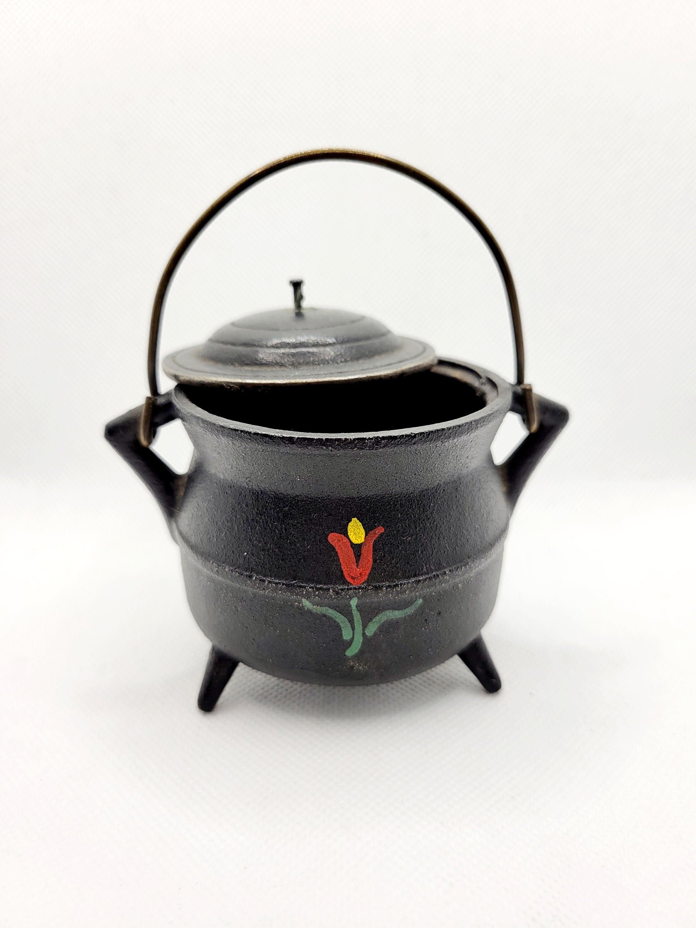 Antique Cast Iron Cauldron for sale Only 3 left at 60