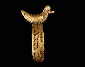 Old Senufo Diviners Ring With Bird