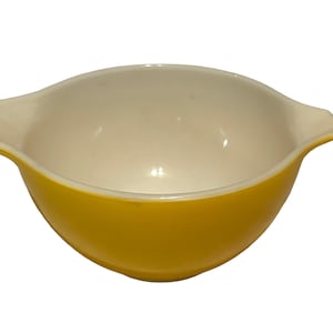 Vintage Pyrex Cinderella Mixing Bowl