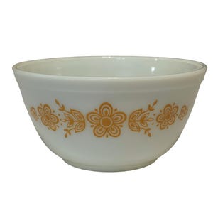 vintage Pyrex Butterfly Gold Mixing Bowl