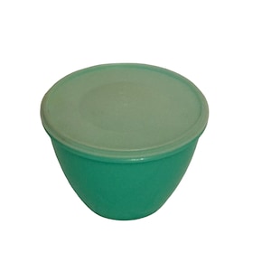 vintage Tupperware Super Crisp-It Lettuce Keeper