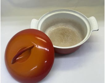 Olla vintage Descoware Bélgica 17-B 18 FE Flame Orange con tapa, de hierro fundido esmaltado de 7 pulgadas.