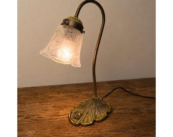 VTG Art Nouveau Brass Style Gooseneck Lily Pad Desk Lamp Ruffled Frosted Shade