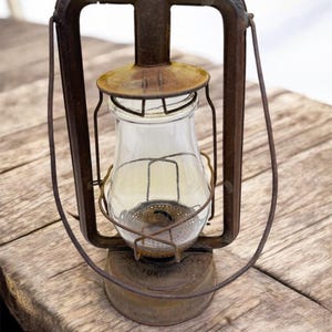 Antique Dietz HY-LO Kerosene Railroad Lantern  - New York USA Clear Globe 13.5”