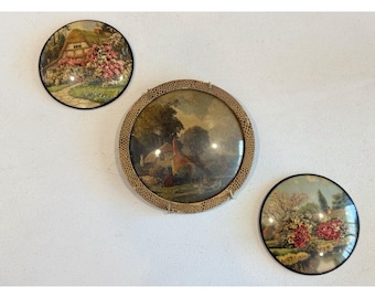 VTG Round Convex Glass Wall Art  Cottages W/ Dried Flowers Set Of 3 3D Art