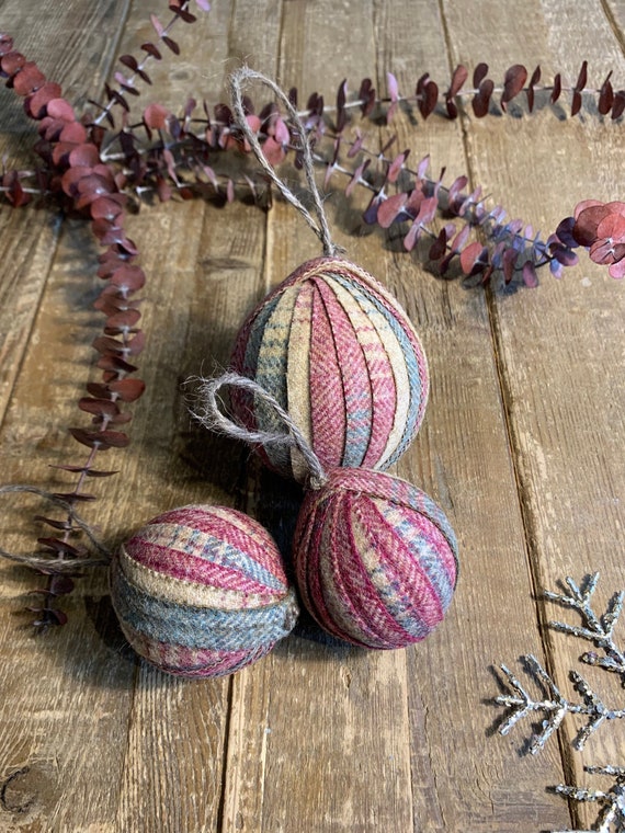 Handmade Tartan Wool Christmas Tree Bauble, Christmas Decoration / Festive Ornament - Medium