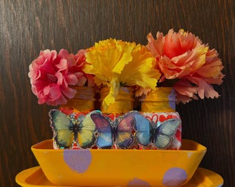 Butterfly Vase Set – Painted Mason Jars with Faux Flowers – Customizable Centerpiece for Spring or Summer Decor