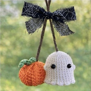 ¡Paquete 2 en 1 de patrones de crochet! Adorable colgante para coche con diseño de fantasma y calabaza / Regalo de Halloween para el mercado de otoño / Descarga instantánea en PDF