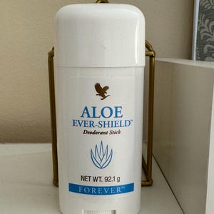 Desodorante Forever Living Aloe Vera Protective Shield 92.1g Nuevo, procedente de Reino Unido y sellado.